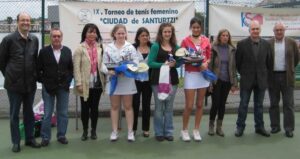 IX Torneo Femenino Ciudad de Santurtzi 9425 Entrega de Trofeox IX Torneo Femenino Ciudad de Santurtzi