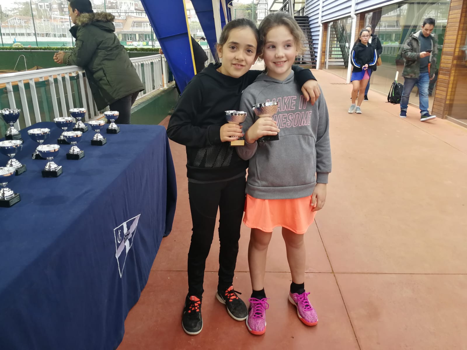 Azkeneko Koadroak eta Argazkiak Open Benjamina eta Kimua Eskola - RC Jolaseta 18 BenjFem