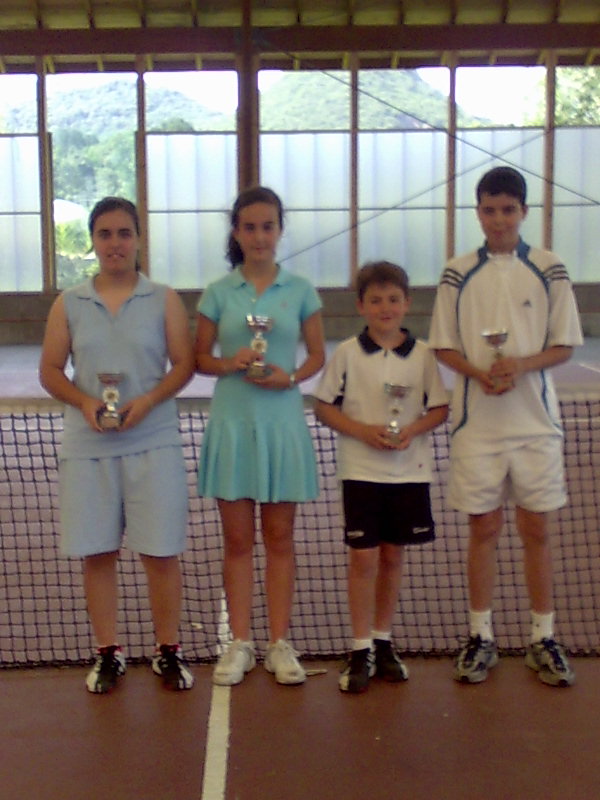 II Trofeo Ayto Busturia. Finalistas y Semifinalistas Cat. Infantil II Trofeo Ayto Busturia. Finalistas y Semifinalistas Cat. Infantil